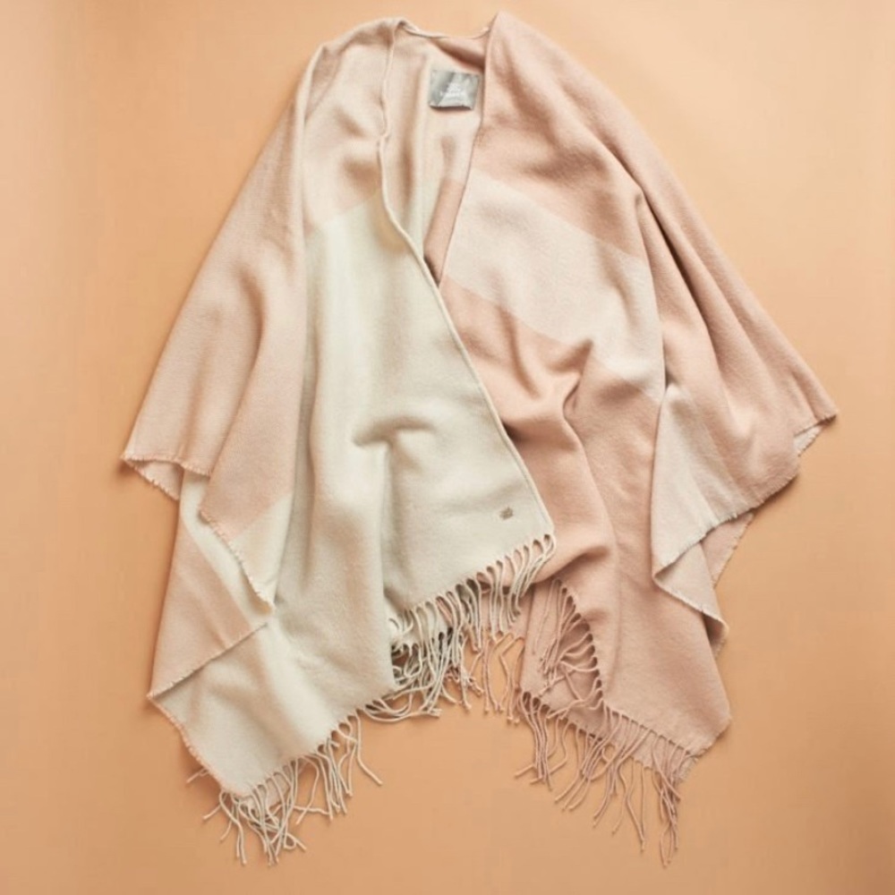 SOIA & KYO Woven scarfigan with fringe
